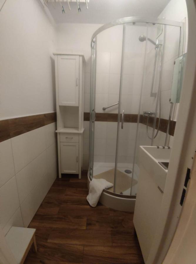 U Cioci Lutki Urocze Mieszkanie Z Balkonem Cracovia Esterno foto